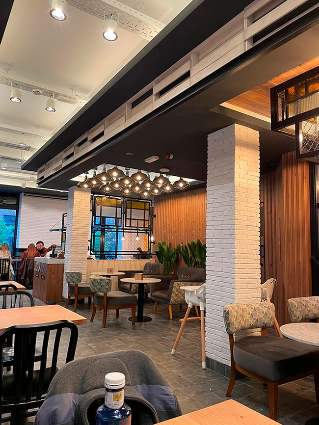 Tostado Madrid Chamberí Pet friendly