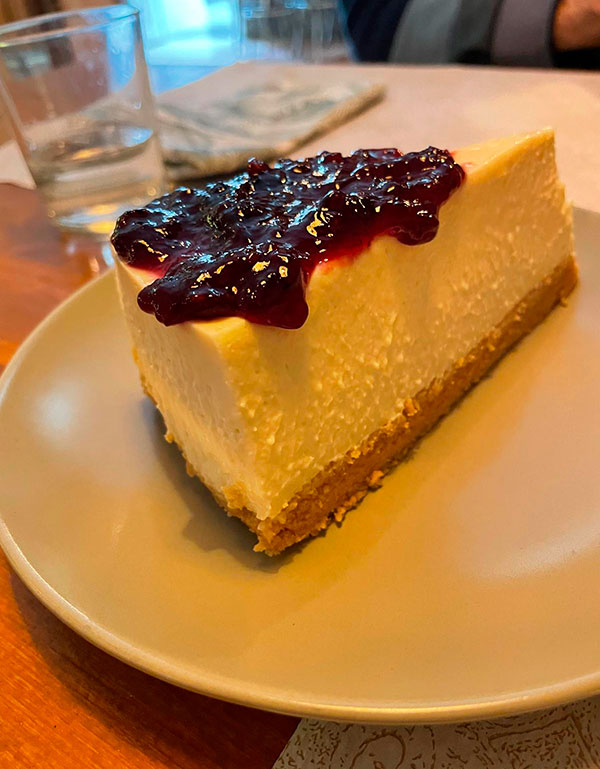 Cheesecake de Green Zone Restaurante dog friendly en Gijón