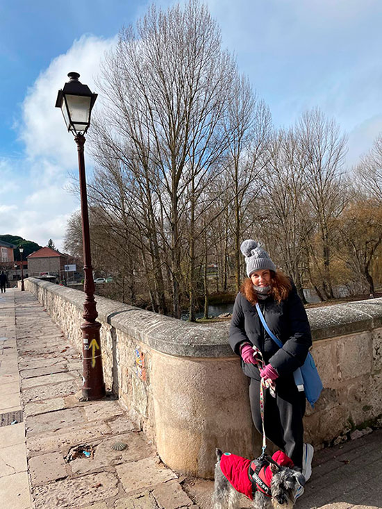 Paseo de la Isla en Burgos junto a mi perra Olivia
